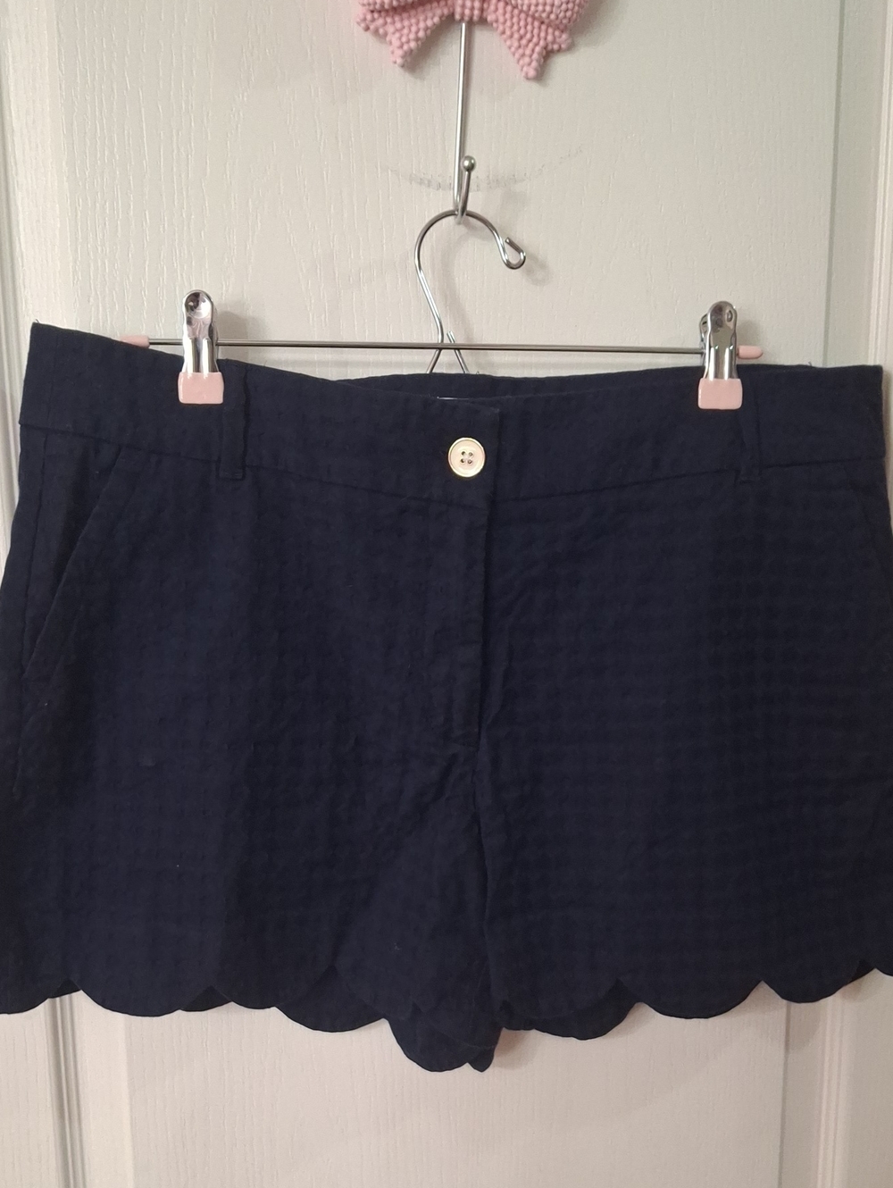 Crown & Ivy Shelby Navy Scalloped Shorts Size 14 with Crown Charm Like New